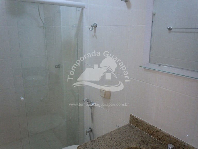 Ótimo Apartamento Com 3 Quartos sendo 2 Suítes, Varanda Com