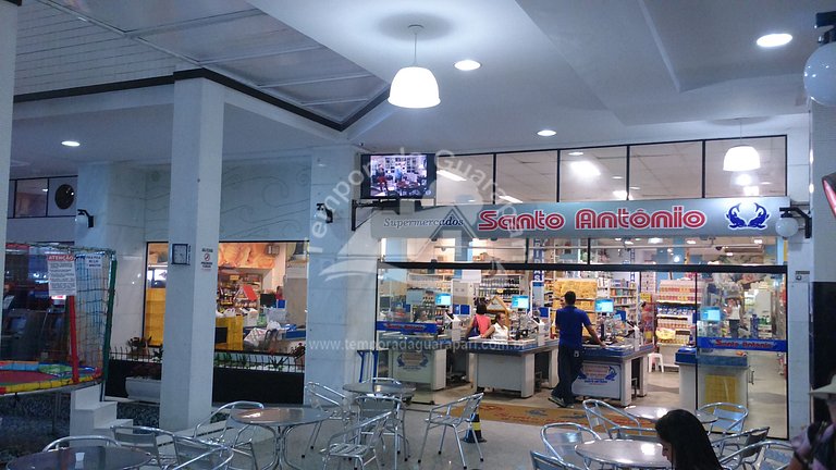 Apto 2 Quartos, Sendo 1 Suíte com ar condicionado , Perto do