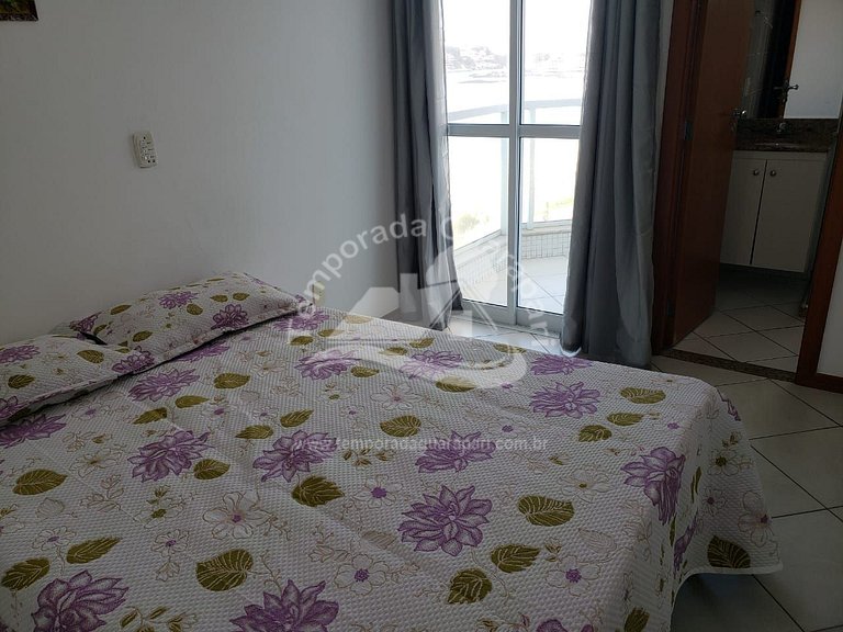 Apto de Frente a Praia com 3 quartos
