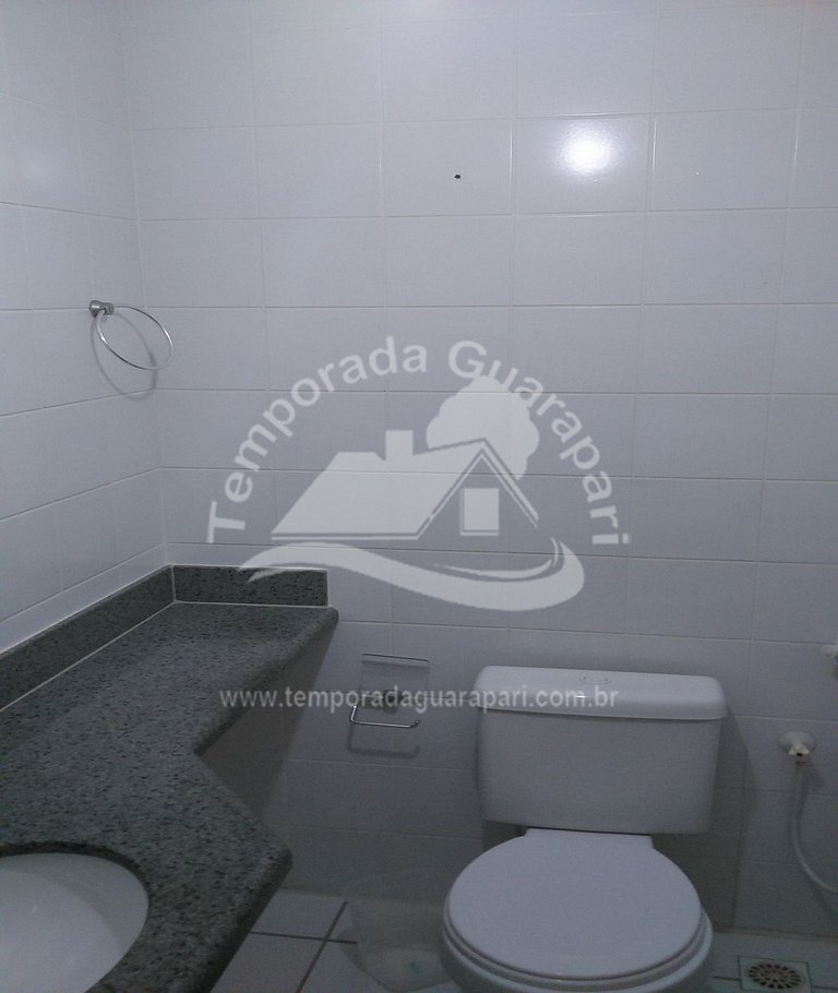 2 Quartos sendo 1 Suíte , no Shopping Praia Center