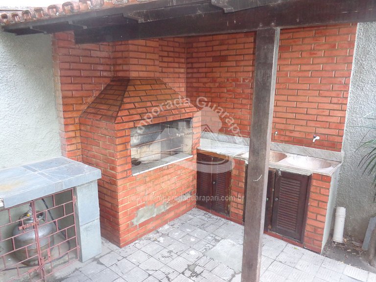 Casa c/ 5 Quartos Sendo 2 Suítes , Churrasqueira