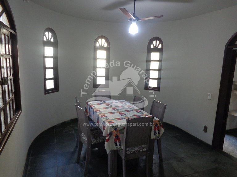 Casa c/ 5 Quartos Sendo 2 Suítes , Churrasqueira