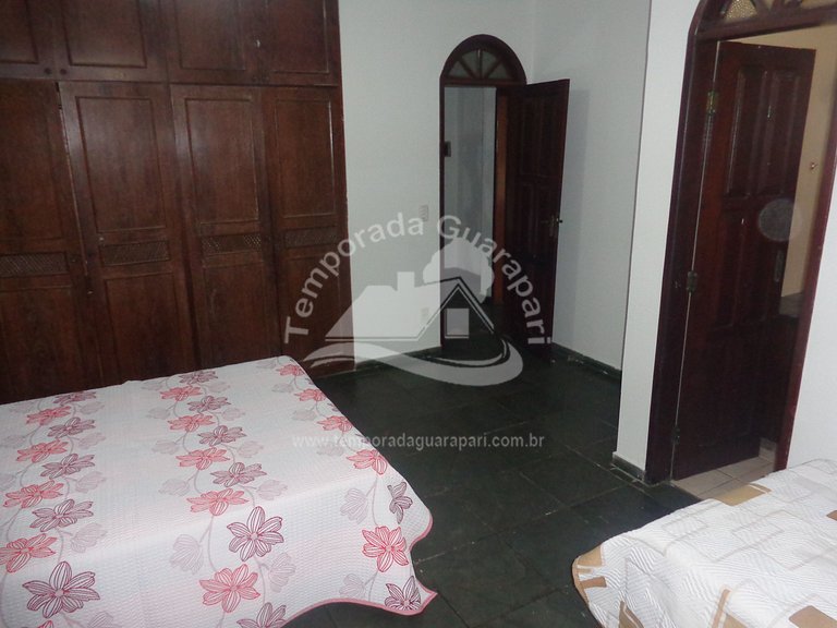 Casa c/ 5 Quartos Sendo 2 Suítes , Churrasqueira
