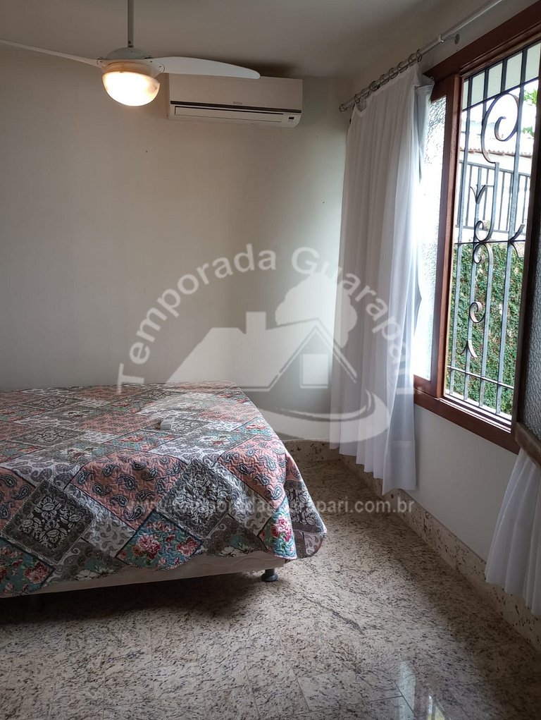 Casa c/ 4 Quartos Sendo 2 Suítes , Piscina e Churrasqueira,