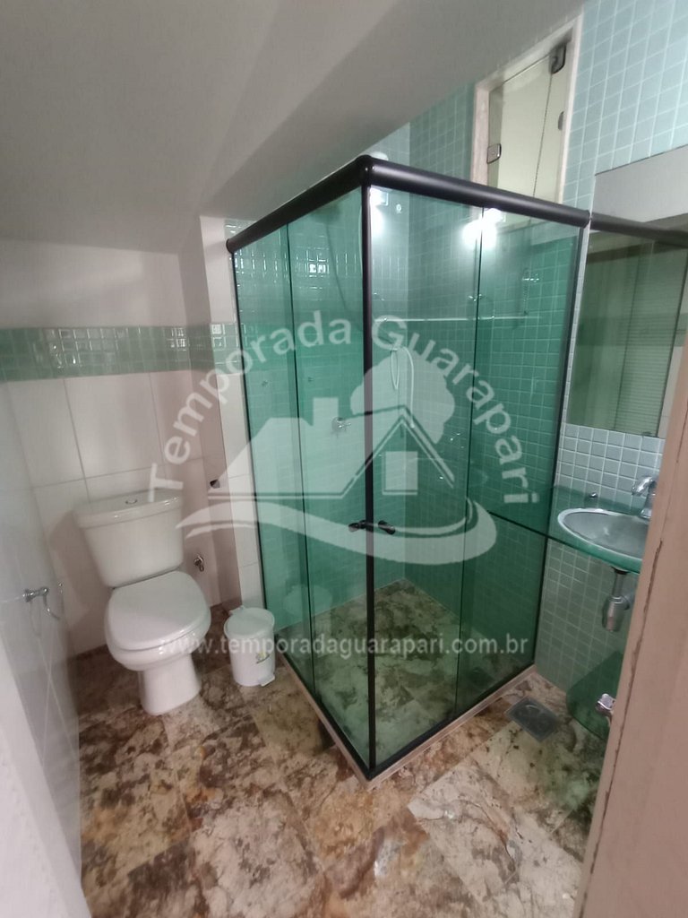 Casa c/ 4 Quartos Sendo 2 Suítes , Piscina e Churrasqueira,