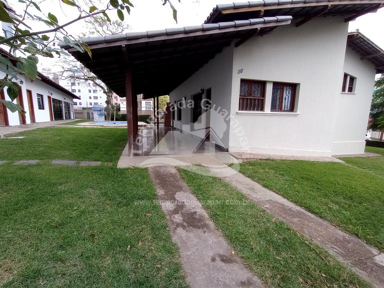 Casa c/ 4 Quartos Sendo 2 Suítes , Piscina e Churrasqueira,
