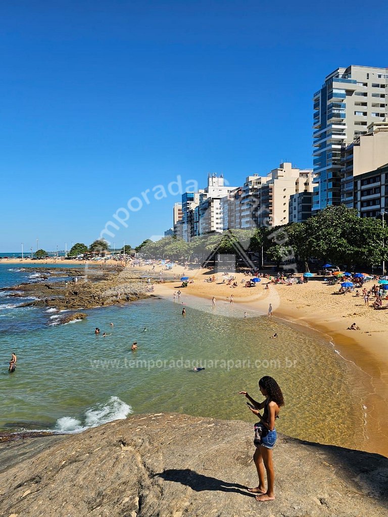 Casa c/ 4 Quartos Sendo 2 Suítes , Piscina e Churrasqueira,