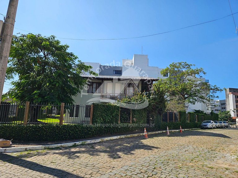 Casa c/ 4 Quartos Sendo 2 Suítes , Piscina e Churrasqueira,