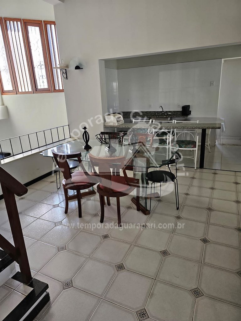 Casa c/ 4 Quartos Sendo 2 Suítes , Piscina e Churrasqueira,