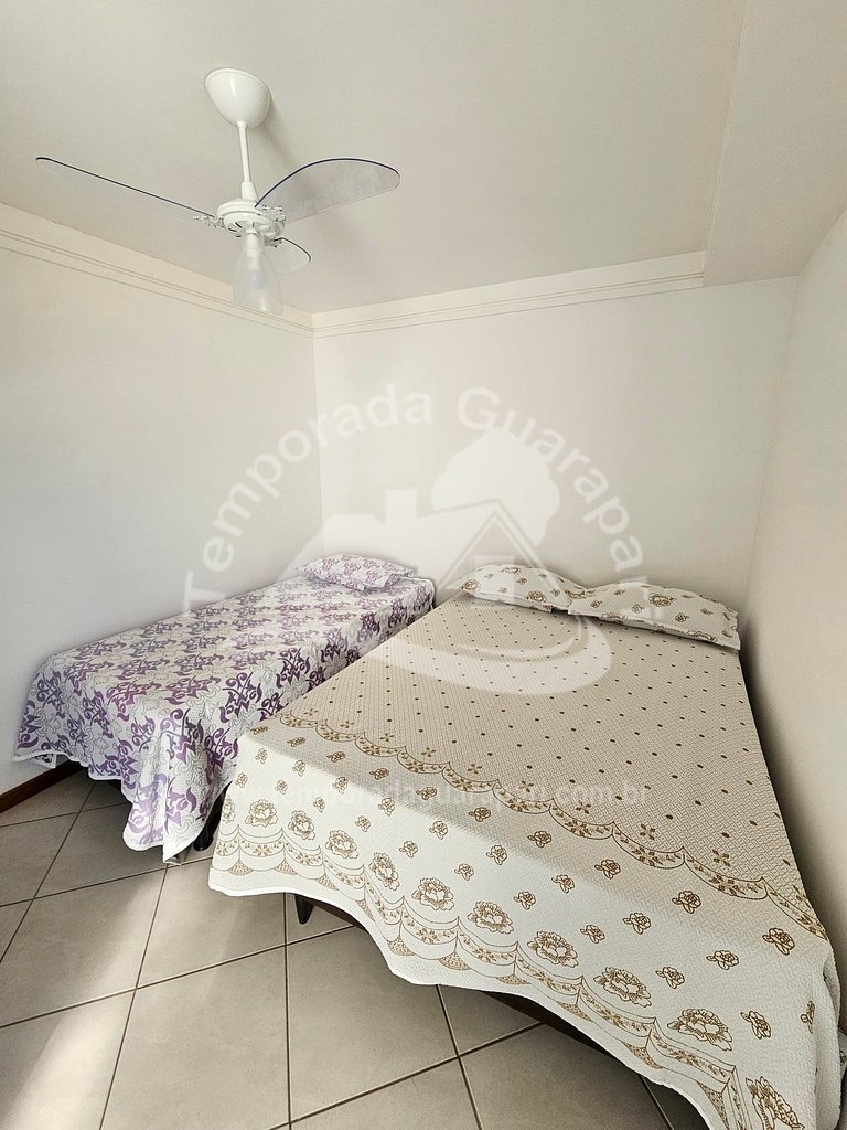 Apto. com 3 Quartos + 1 Dependência, 2 Garagens