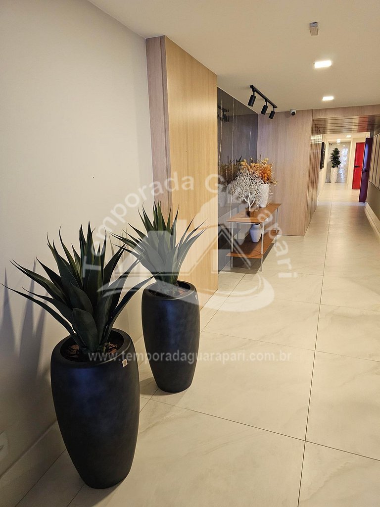 Novo, Luxo com 3 quartos , sendo 2 com ar condicionado