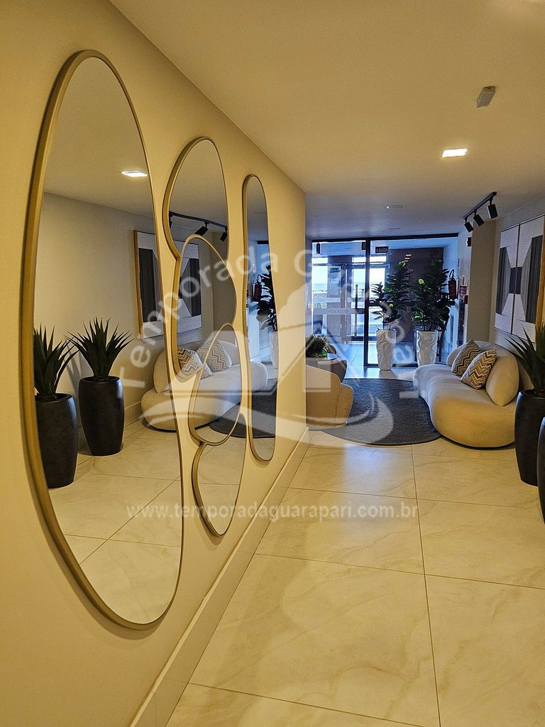 Novo, Luxo com 3 quartos , sendo 1 com ar condicionado