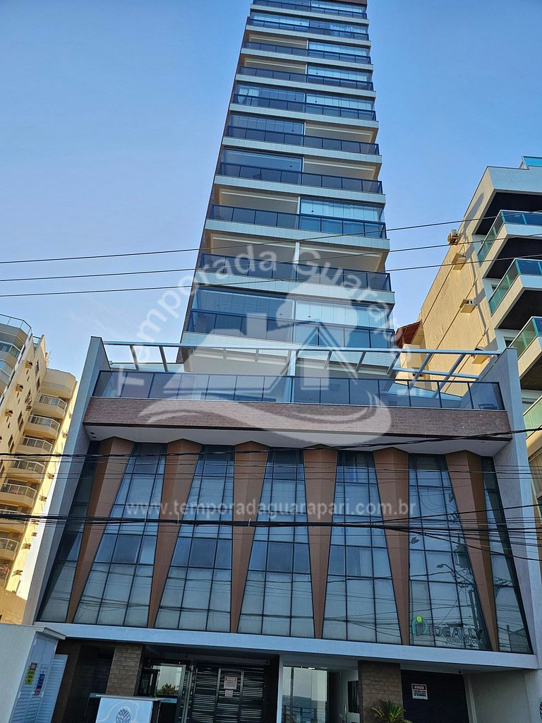 Novo, Luxo com 3 quartos , sendo 2 com ar condicionado