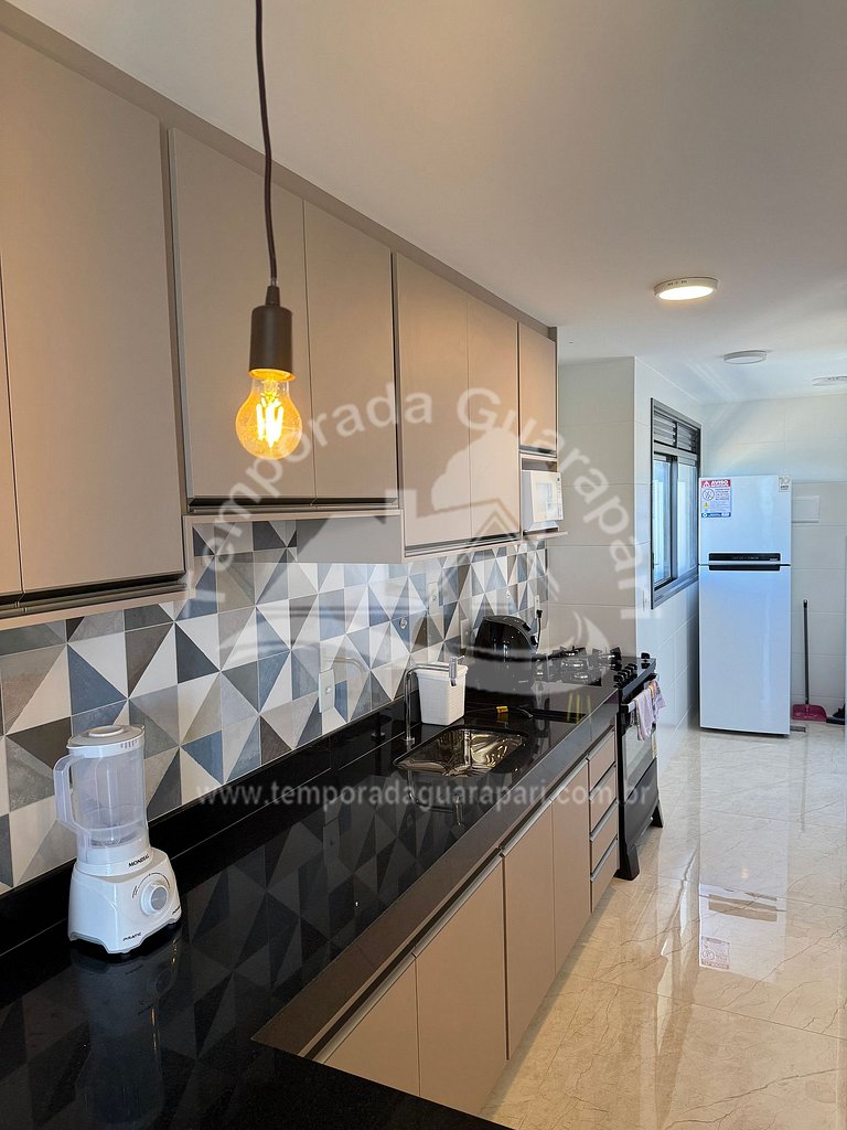 Novo, Luxo com 3 quartos , sendo 1 com ar condicionado