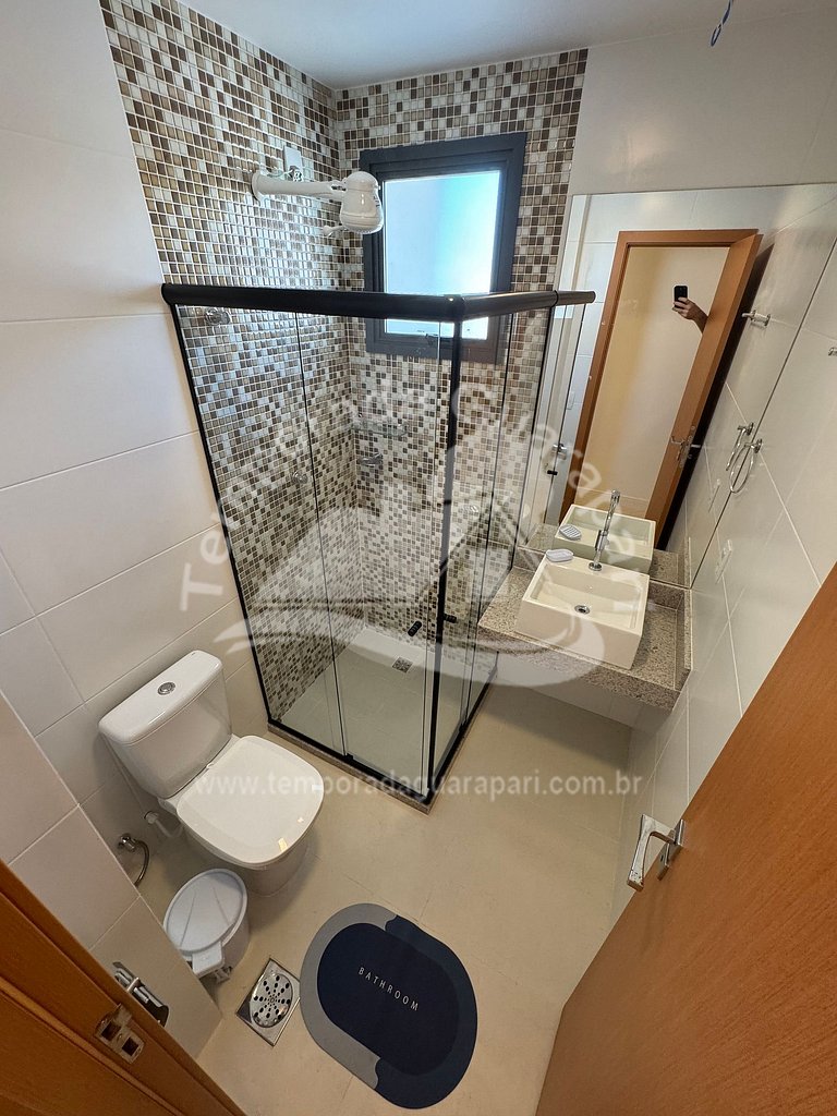 Novo, Luxo com 3 quartos , sendo 1 com ar condicionado