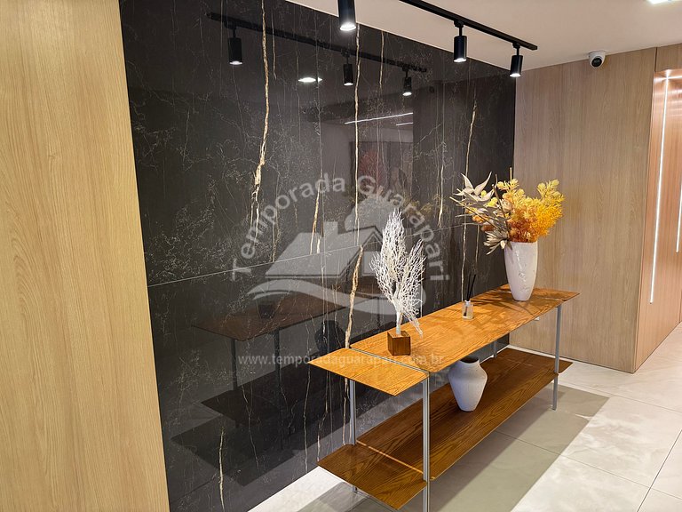 Novo, Luxo com 3 quartos , sendo 1 com ar condicionado